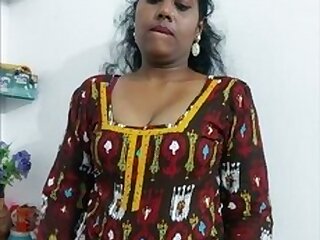 Desi babe reveals her pleasure playbook in HD video